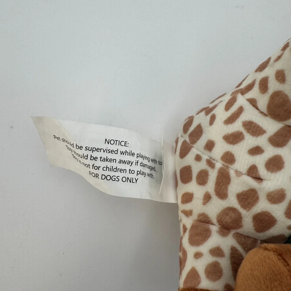 Wondershop Plush Giraffe Dog Toy Green Sweater Rope Horns New with tags